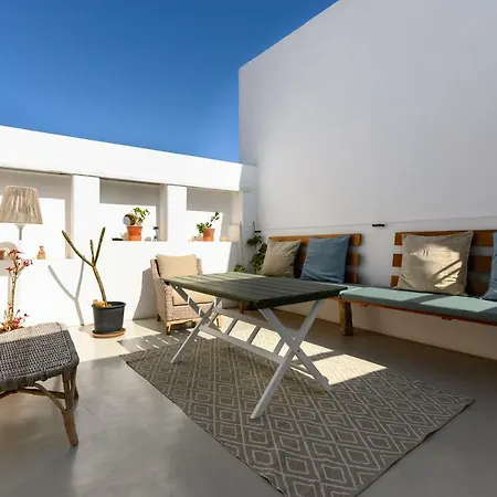 Open Air Historic Penthouse Vegueta Apartmán *